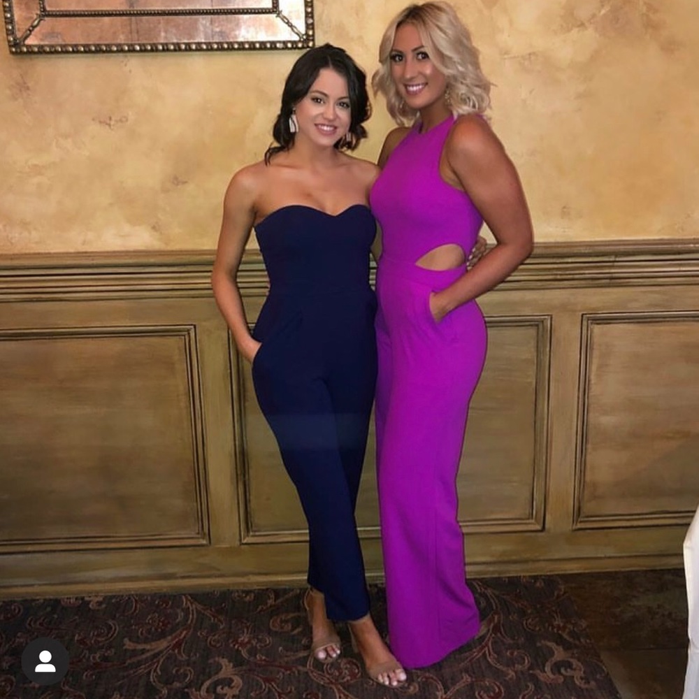 Express Sweetheart Neck Jumper